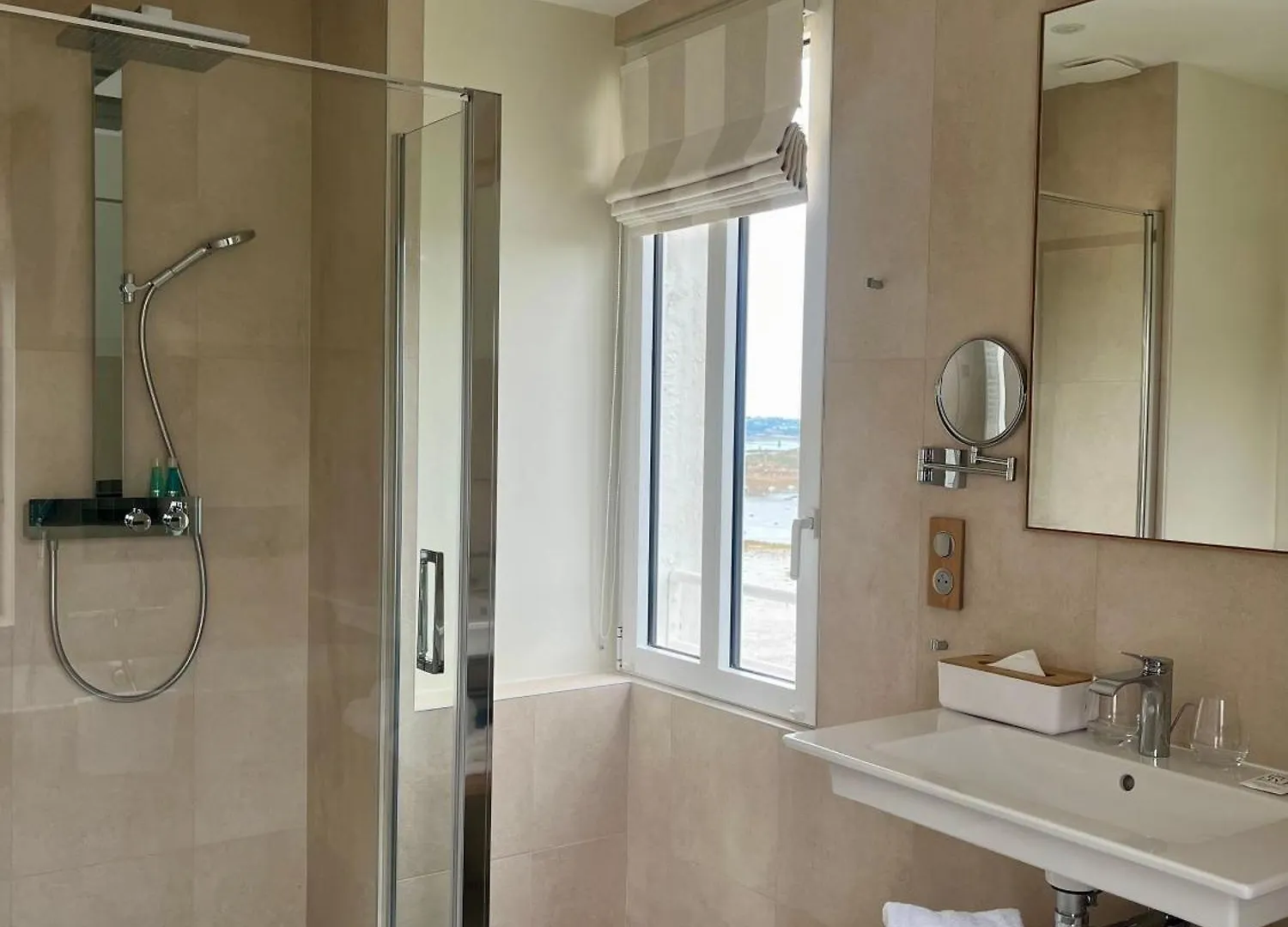 Logis Hotel De Carantec